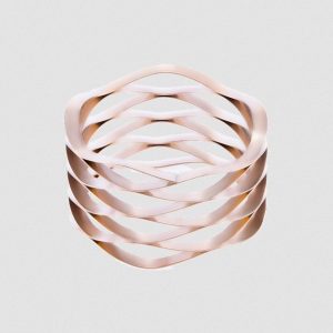 نوابض موجية متعددة اللفات بدون أطراف رقيقة