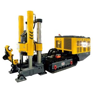 آلة حفر بزحافة